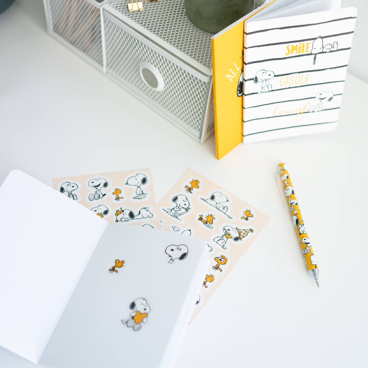 SET DE PAPELERIA SNOOPY